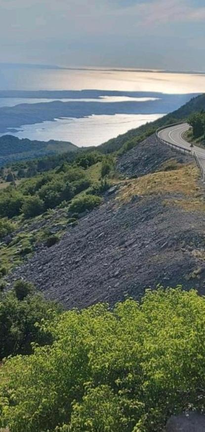 Apartmani Verica Karlobag Exterior foto