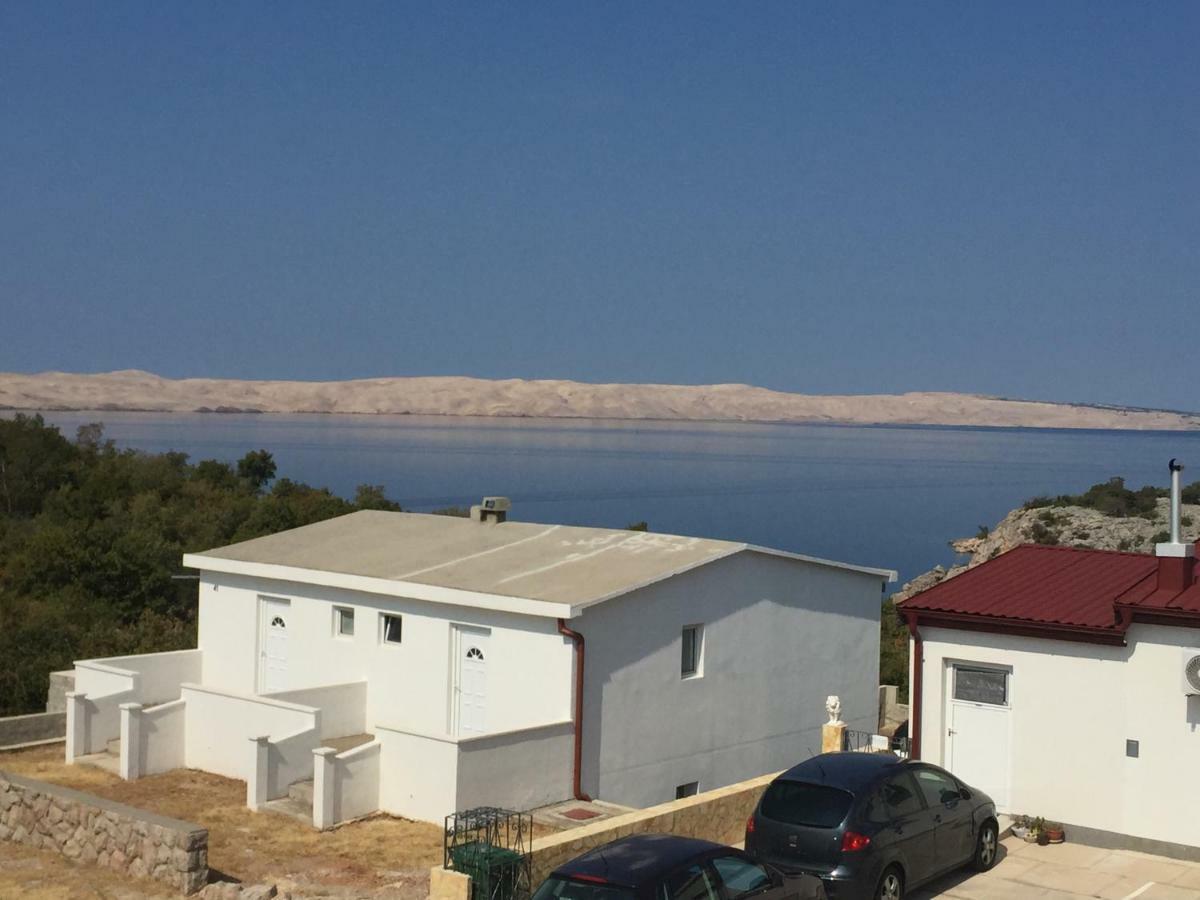 Apartmani Verica Karlobag Exterior foto